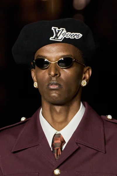 Look 123